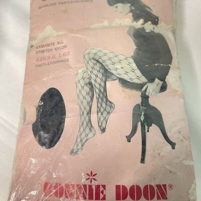 Vintage Bonnie Doon Seamless Rashcal Lace 100perc Stretch Nylons Black